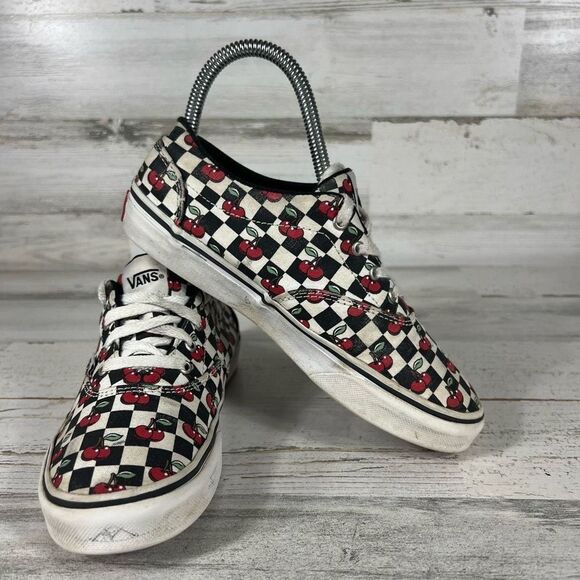 Vans Missy / Junior Doheny Cherry Checker Low Top Sneakers Black/White Size‎ 3 - Picture 6 of 9
